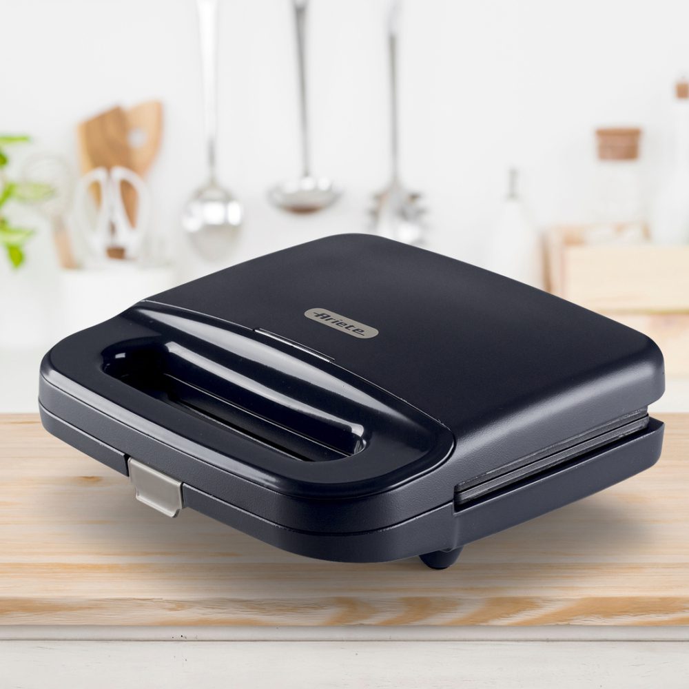 ARIETE 1971.BK Breakfast fekete szendvicssütő 750 W teljesítménnyel – 5. kép