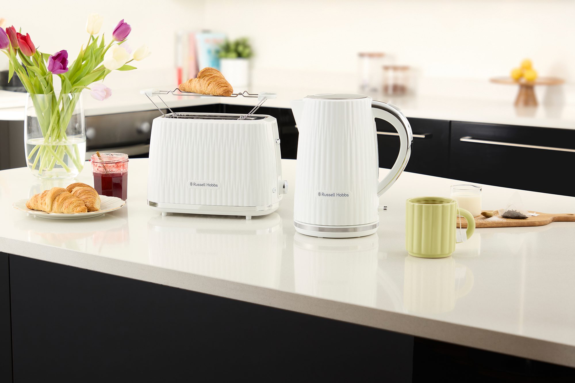 RUSSELL HOBBS 27360-70/RH Eden fehér vízforraló, 1,7 l, 2400 W – 7. kép