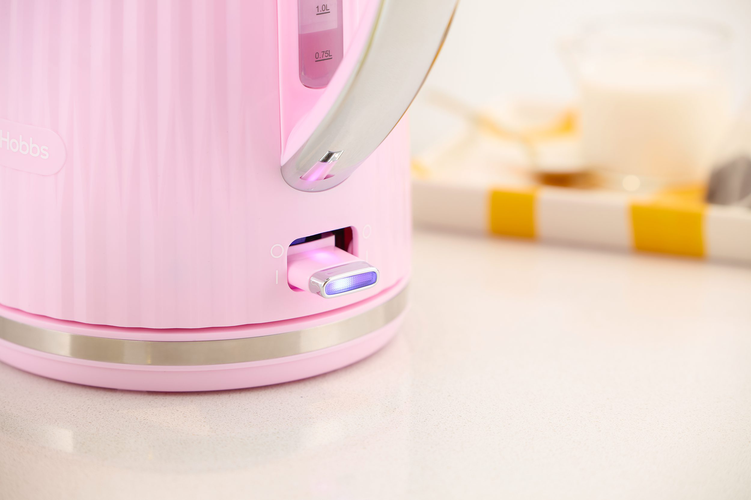 RUSSELL HOBBS 27362-70/RH Eden málna vízforraló, 1,7 l, 2400 W – 7. kép