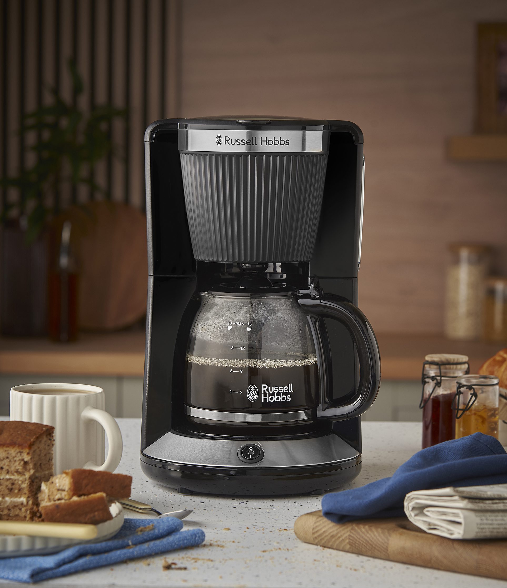 RUSSELL HOBBS 26780-56/RH Brontë Black filteres kávéfőző WhirlTech technológiával – 7. kép