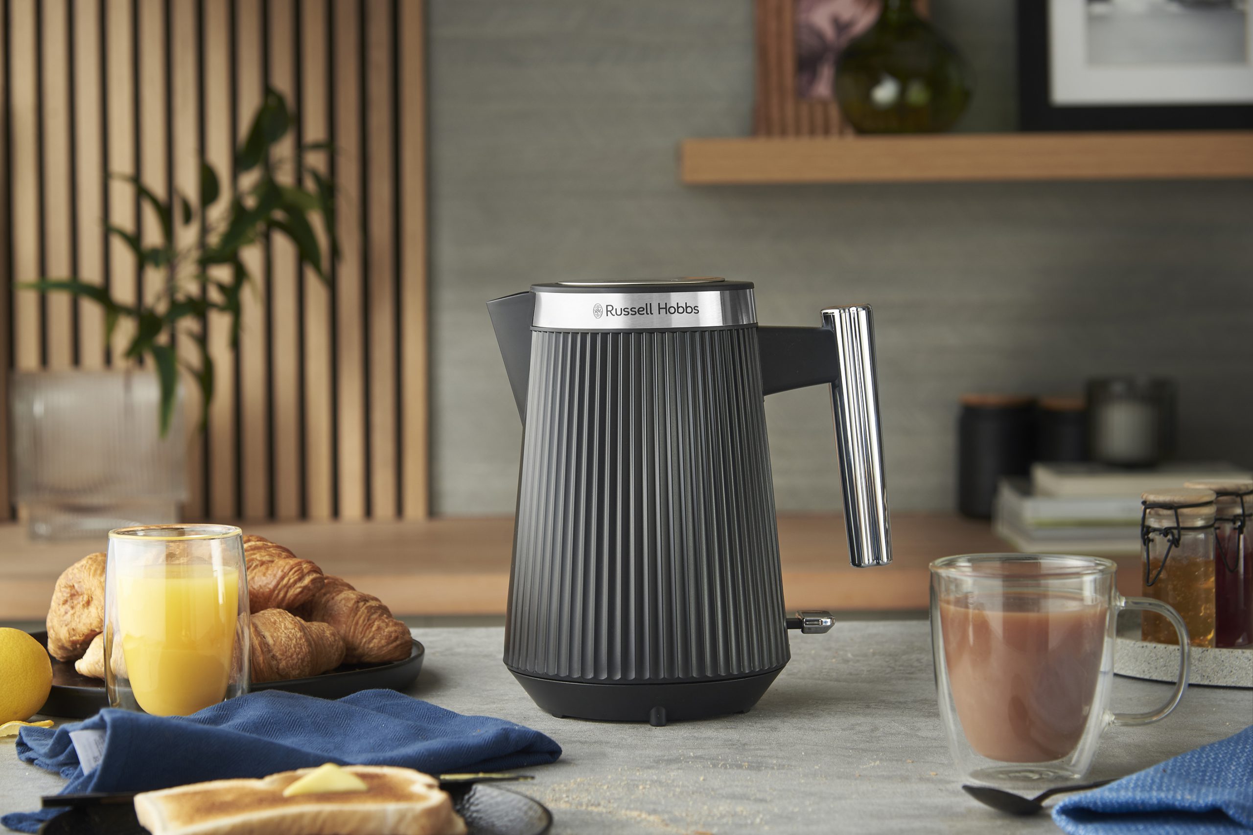 RUSSELL HOBBS 26750-70/RH Brontë Black vízforraló belső világítással – 6. kép