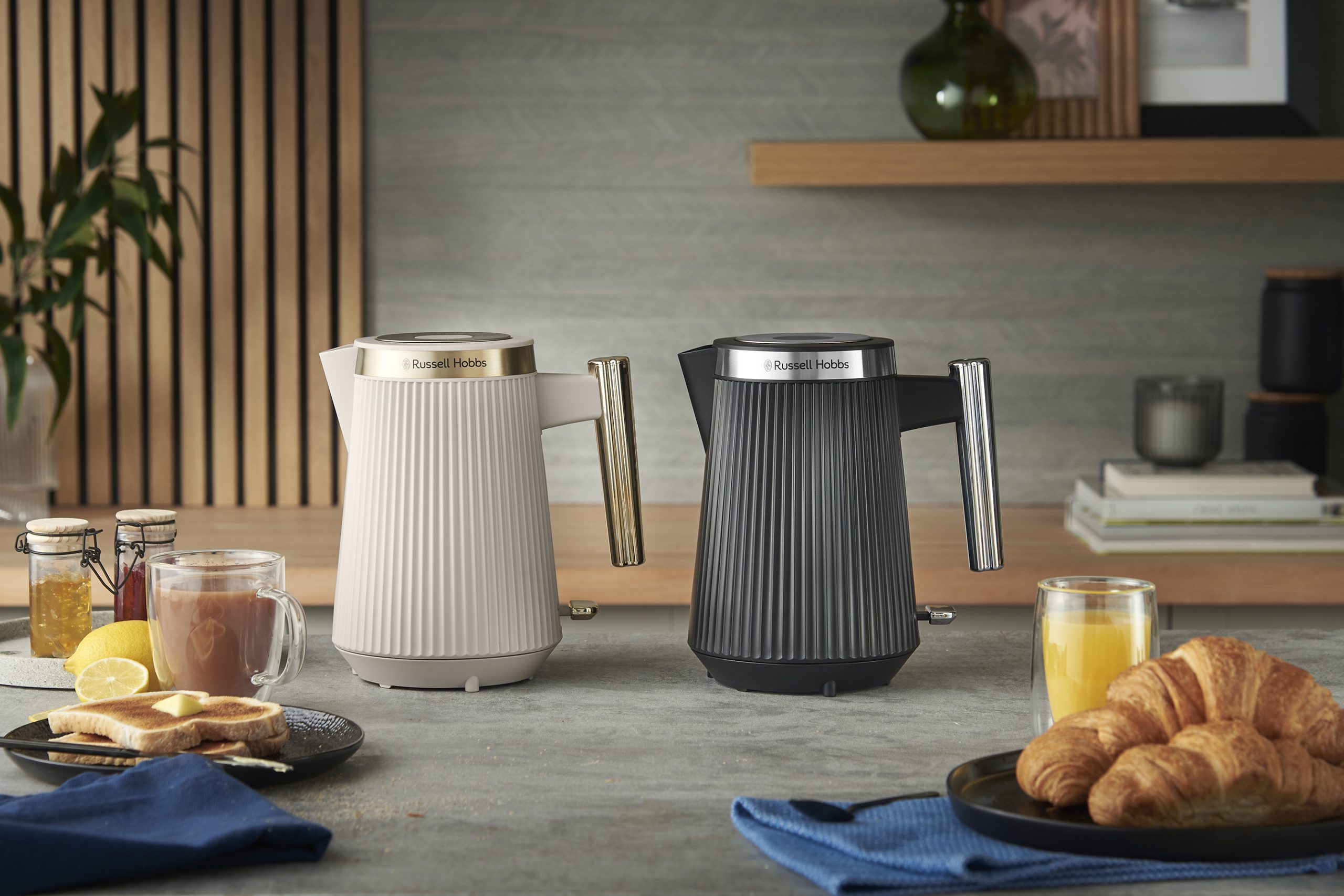 RUSSELL HOBBS 26750-70/RH Brontë Black vízforraló belső világítással – 11. kép