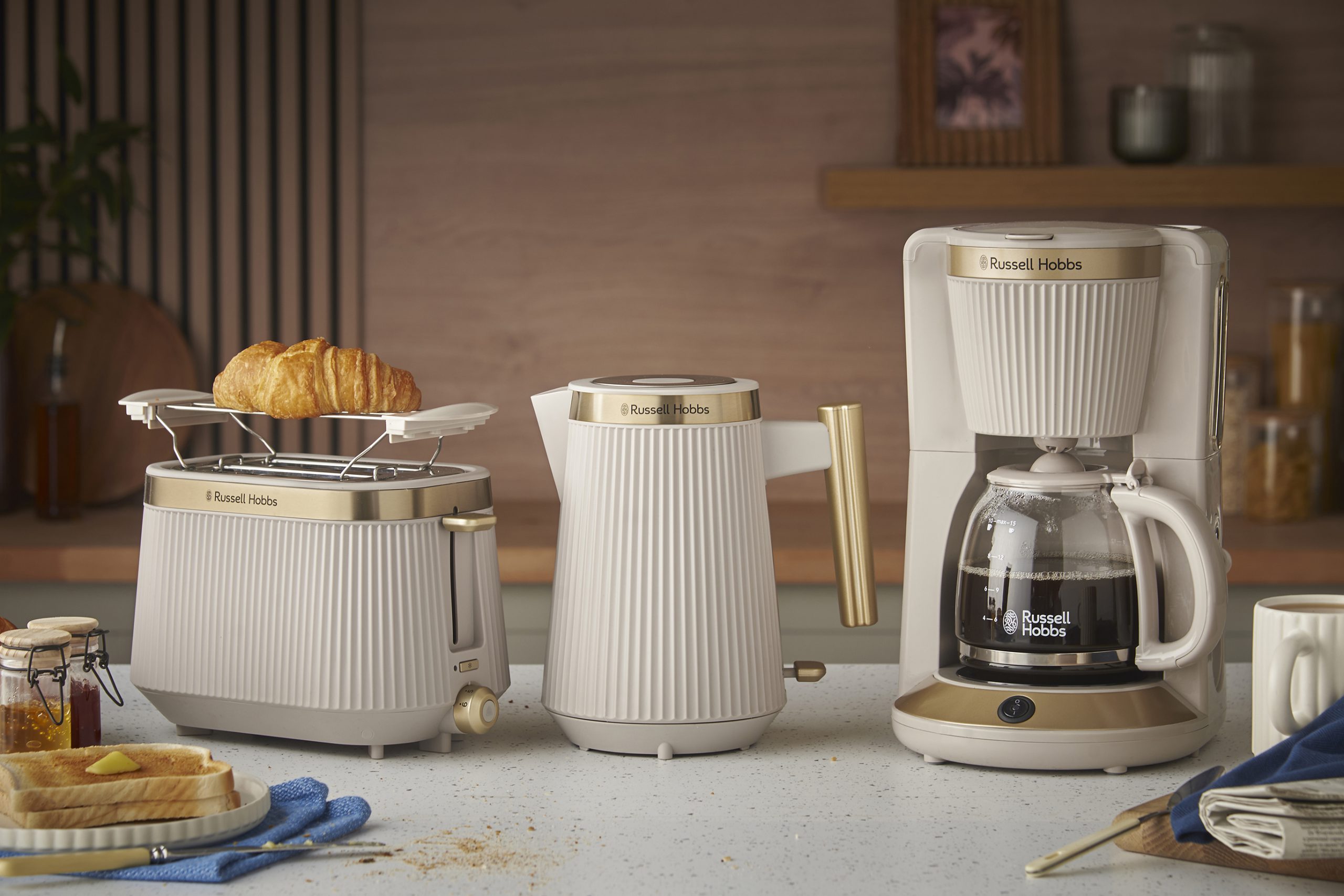 RUSSELL HOBBS 26751-70/RH Brontë Stone fehér vízforraló belső világítással – 12. kép