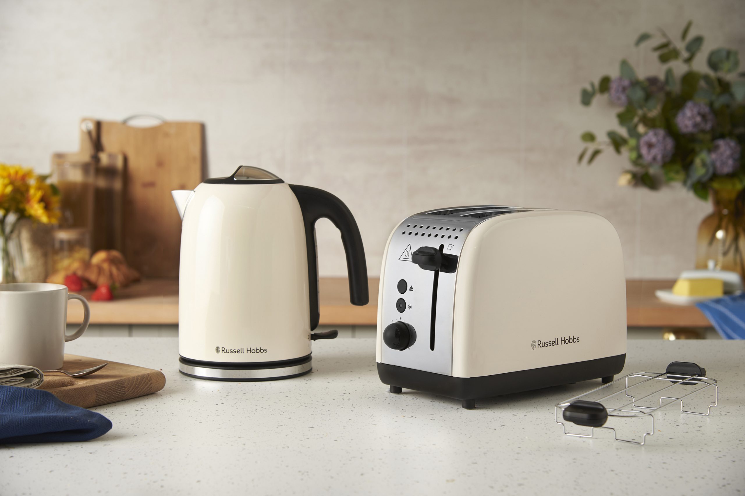 RUSSELL HOBBS 28510-70/RH Colours Plus Jasmine 1,7 l-es vízforraló – 9. kép