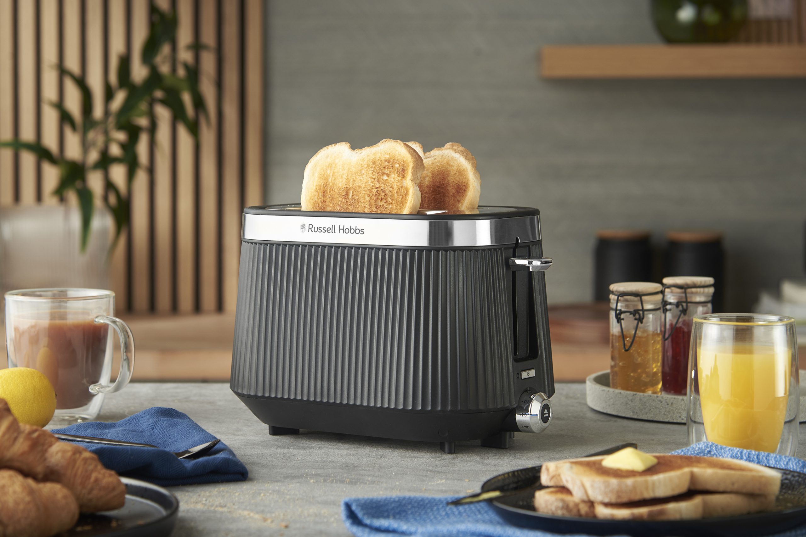 RUSSELL HOBBS 26760-56/RH Brontë Black két szeletes kenyérpirító – 4. kép