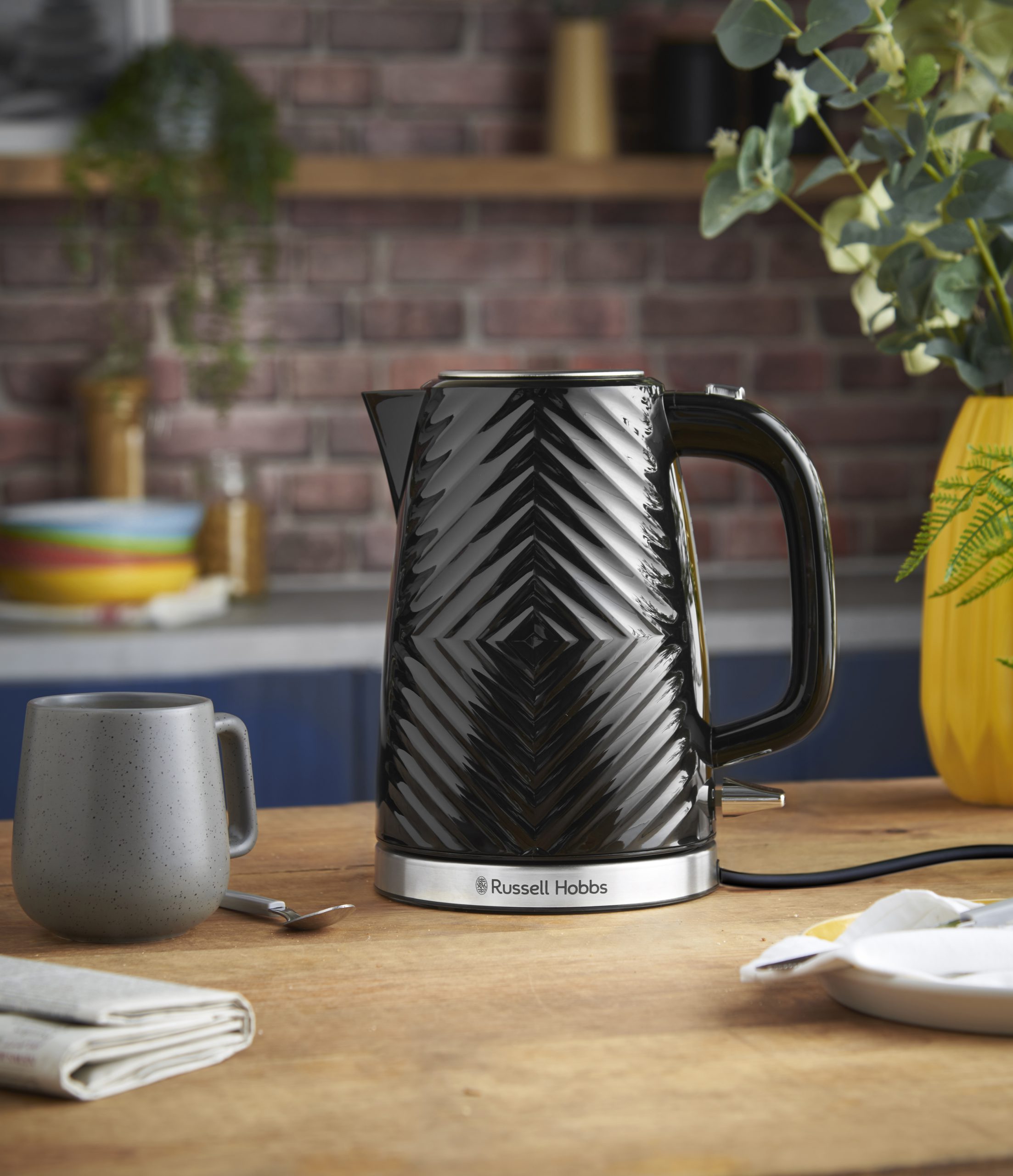 RUSSELL HOBBS 26380-70/RH Groove fekete vízforraló kék megvilágítással – 12. kép