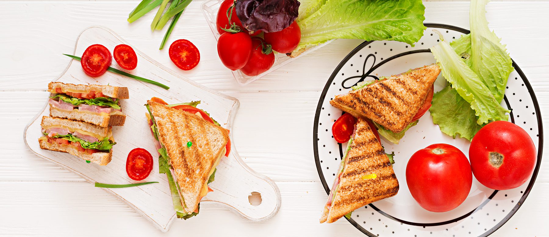 HAUSMEISTER HM 8811 panini- és melegszendvics-sütő, 1000 W, fekete – 5. kép