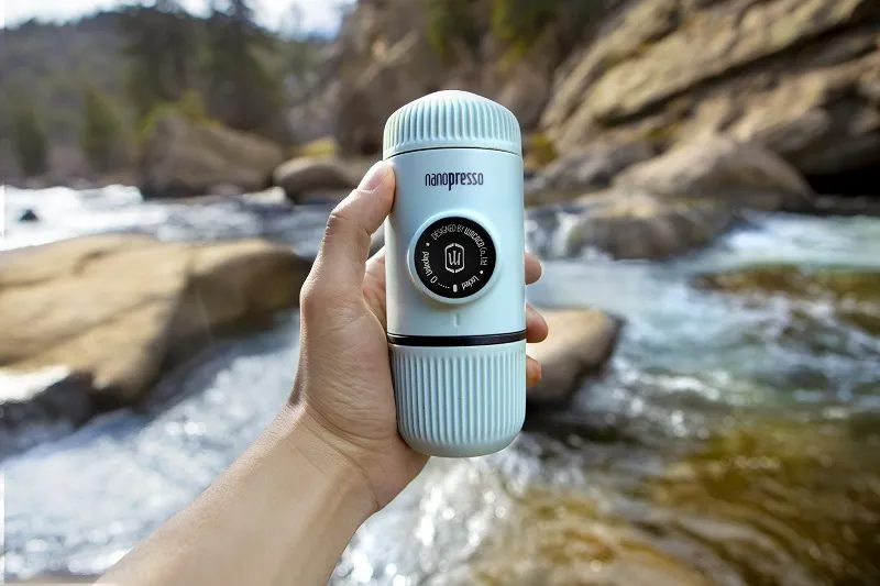 WACACO WNANO-AB+C Nanopresso jégkék hordozható kávéfőző kemény védőtokkal – 4. kép