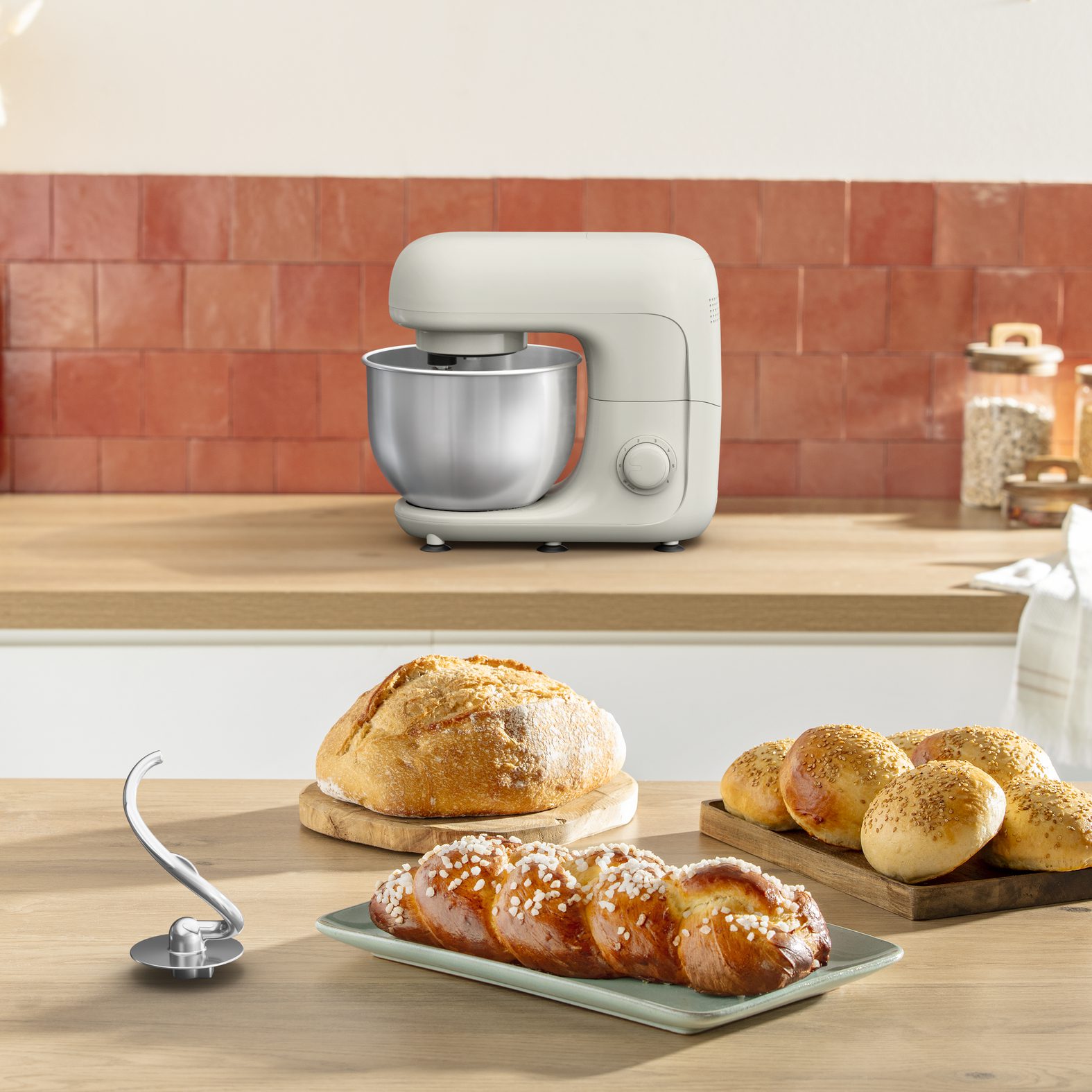 TEFAL QB160138 Bake Essential fehér konyhai robotgép 4,8 literes tállal – 4. kép