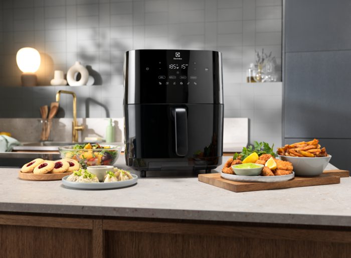 ELECTROLUX EAF7SB 800 forrólevegős sütő gőz- és szárítófunkcióval – 4. kép
