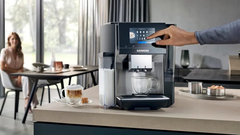 SIEMENS TQ717R03 EQ700 automata kávéfőző TFT-érintőkijelzővel és integrált tejtartállyal – 4. kép