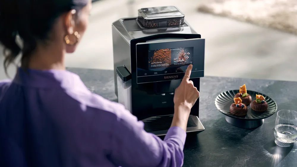 SIEMENS TQ903R09 EQ900 automata kávéfőző 19 bar nyomással, 6,8 hüvelykes TFT-kijelzővel, fekete – 3. kép