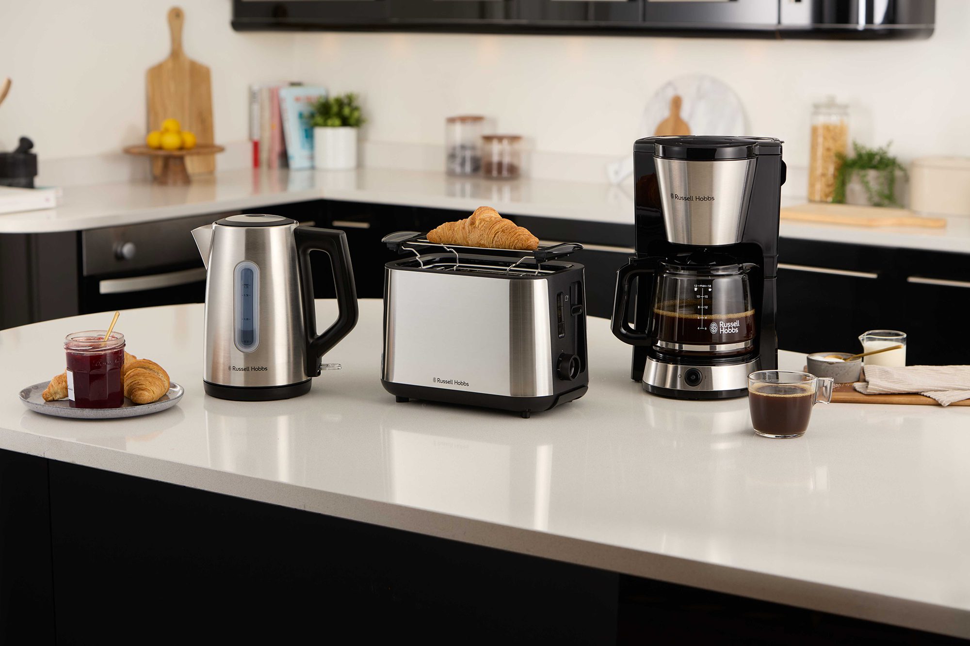 RUSSELL HOBBS 27380-70/RH Heaton inox vízforraló 1,7 literes kapacitással – 11. kép